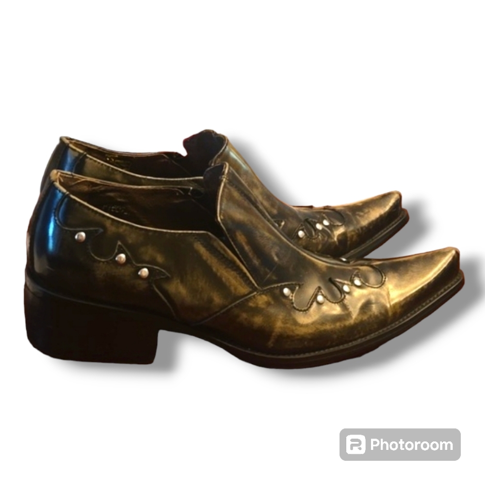 Fiesso Black And Metallic Gold Finish Western Shoes